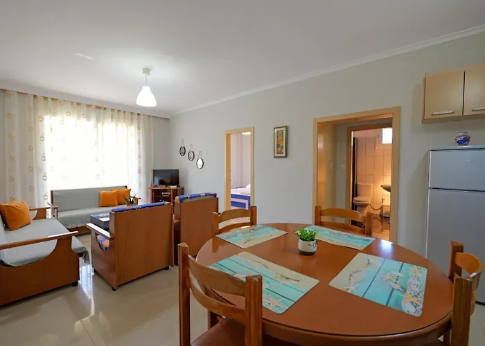 Llamani Apartments